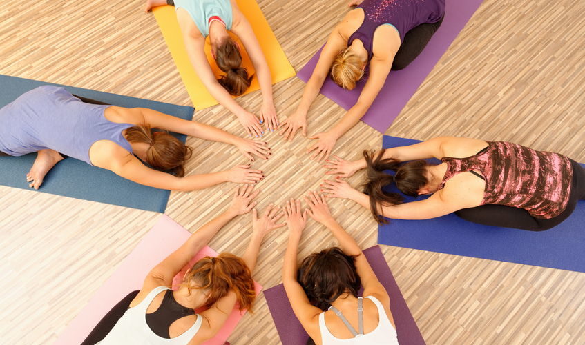 Stretch Your Mind: How Yoga Can Take Your Meditation to the Next Level Stretch Your Mind: How Yoga Can Take Your Meditation to the Next Level