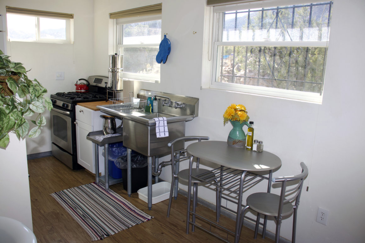 10_IMG_9471 House 10: Karuna