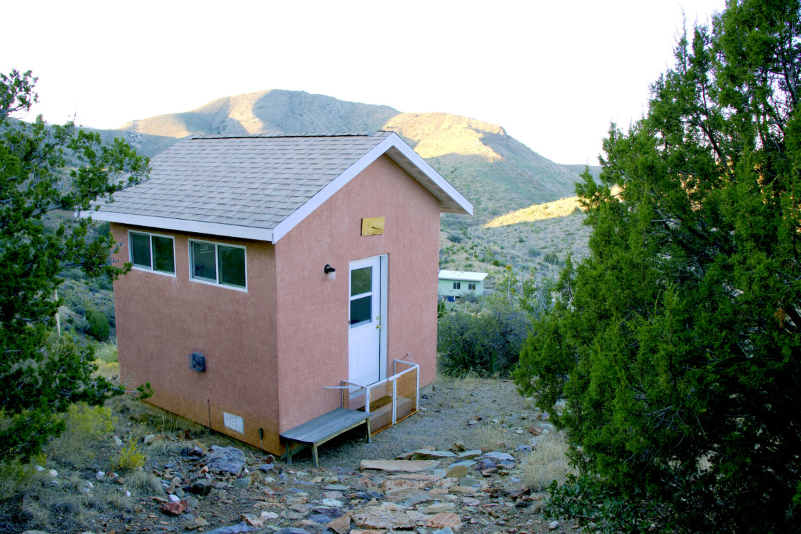 10_IMG_9559 House 10: Karuna