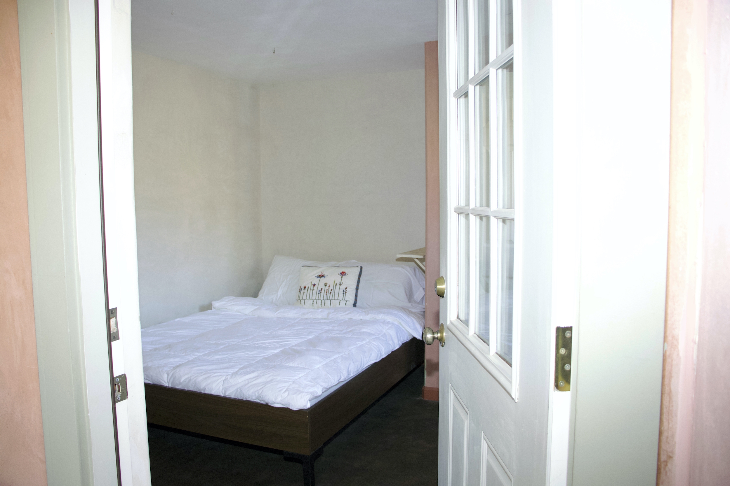 House 1: White Cloud