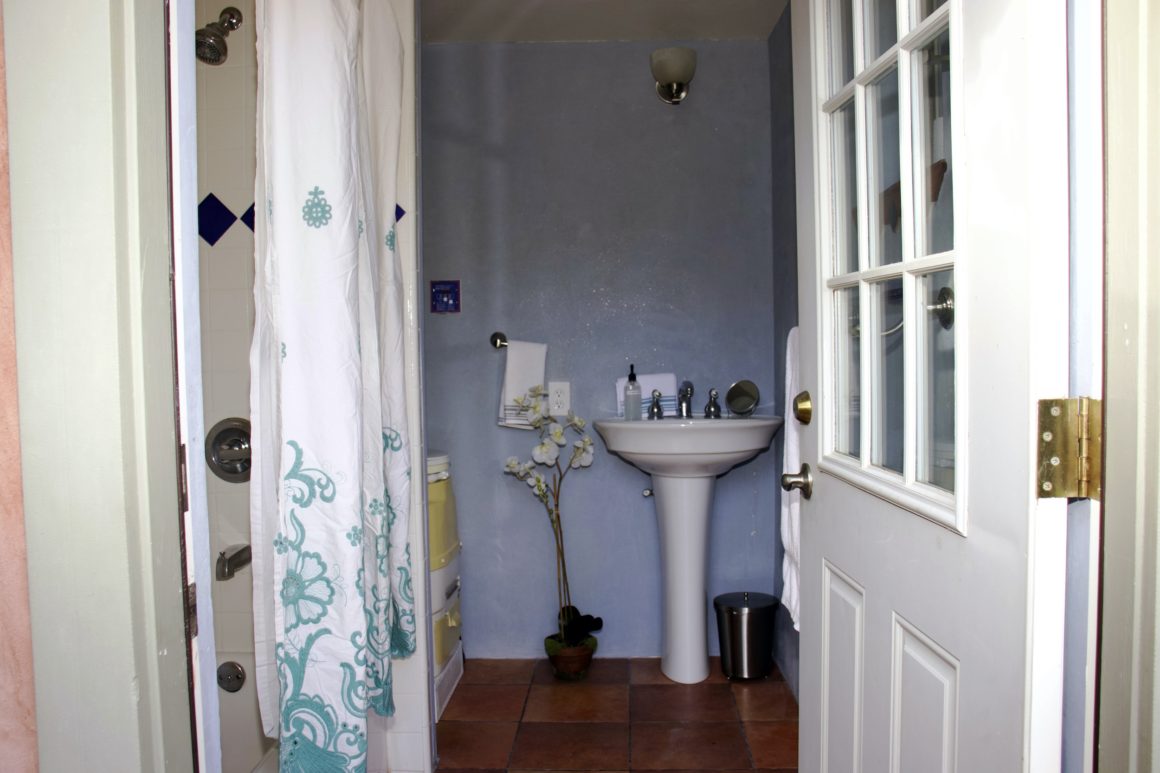 House 1: White Cloud