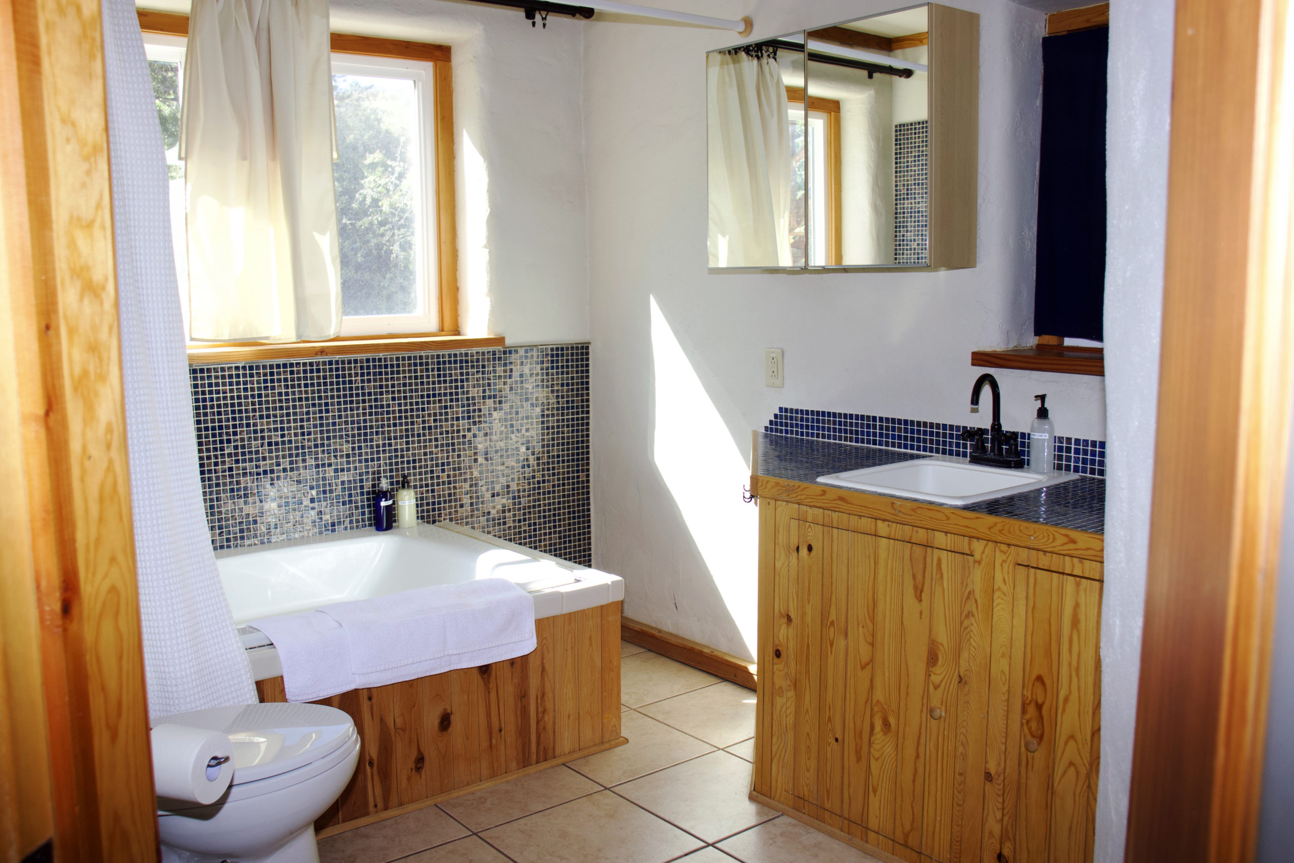 2_IMG_9123 House 2: Dechen