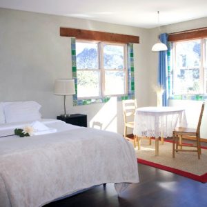 House 4: Rose of Dawn